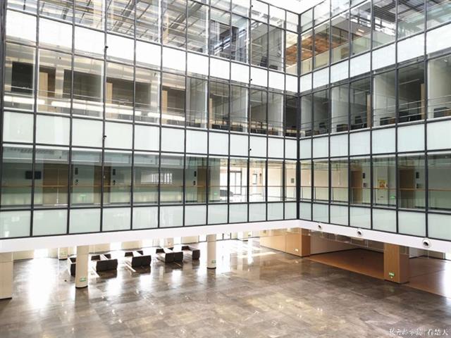 金巢筑起迎1300名学子，两支“国家队”正式入驻国家网安基地网络安全学院